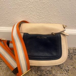 Marc Jacobs Crossbody in Cream & Navy w Multi Color Stripe Strap